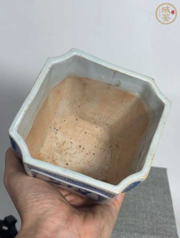 古玩陶瓷青花四方倭角花盆真品鑒賞圖
