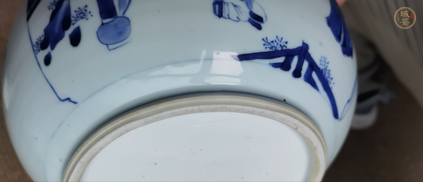 古玩陶瓷清康熙 青花人物紋粥罐真品鑒賞圖