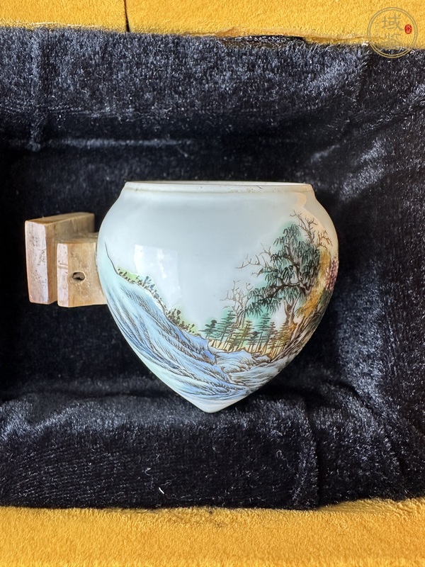 古玩陶瓷粉彩鳥食罐真品鑒賞圖