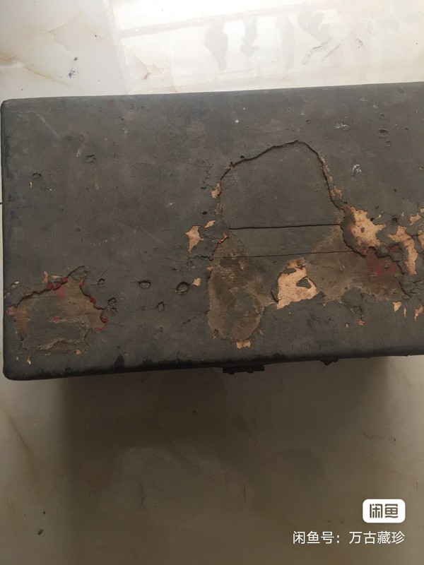 古玩雜項晚清老木箱拍賣,當前價格0元
