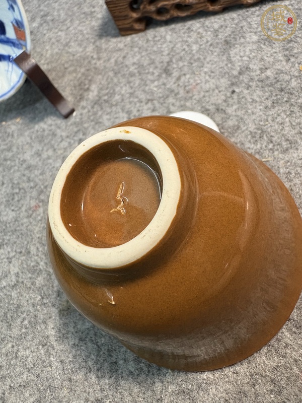 古玩陶瓷紫金釉杯真品鑒賞圖