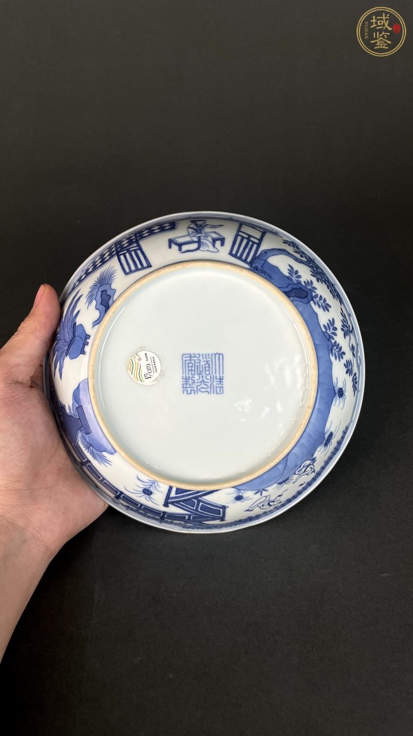 古玩陶瓷青花人物盤真品鑒賞圖