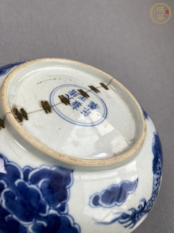 古玩陶瓷青花龍紋盤真品鑒賞圖
