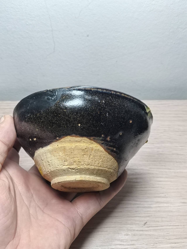 古玩陶瓷宋金黑釉束口盞拍賣，當前價格136元