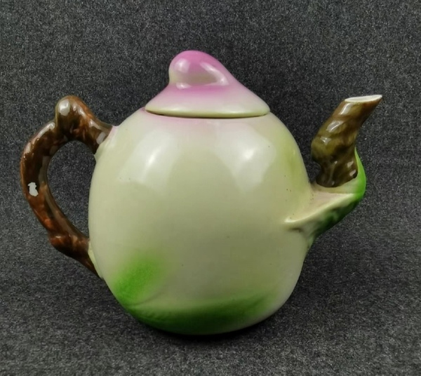 古玩陶瓷大號創匯時期壽桃型茶壺拍賣，當前價格188元