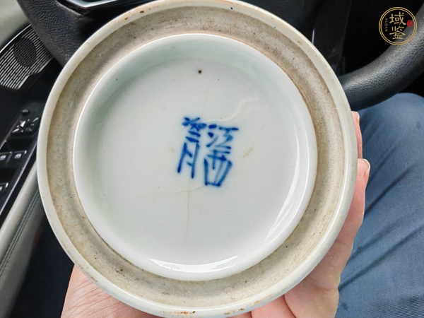 古玩陶瓷青花蟲草紋筆筒真品鑒賞圖