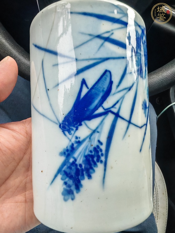 古玩陶瓷青花蟲草紋筆筒真品鑒賞圖