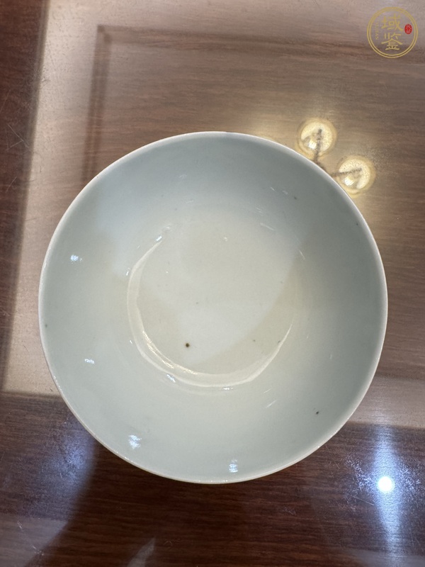 古玩陶瓷青花龍紋茶碗真品鑒賞圖