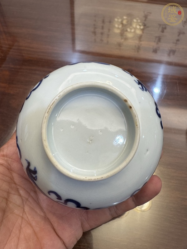 古玩陶瓷青花龍紋茶碗真品鑒賞圖