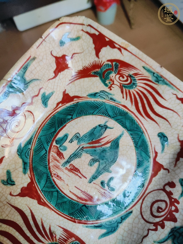 古玩陶瓷麒麟鳳紋盤真品鑒賞圖