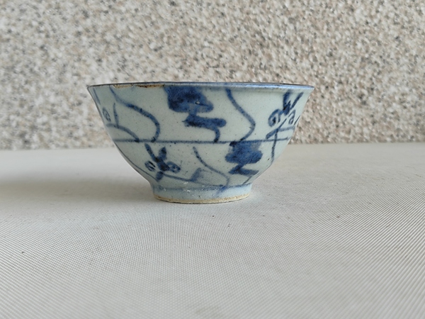 古玩陶瓷青花靈芝紋茶碗拍賣，當前價格450元