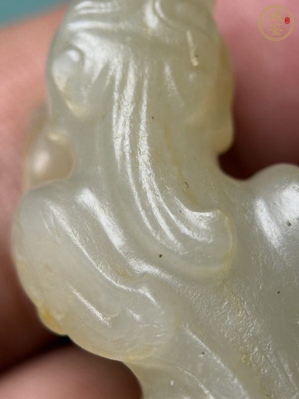 古玩玉器漢代白玉紅沁辟邪真品鑒賞圖