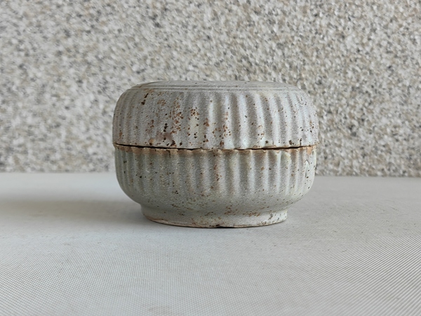 古玩陶瓷青白釉粉盒拍賣，當前價格1100元