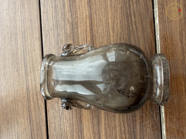 古玩雜項(xiàng)雙耳瓶真品鑒賞圖