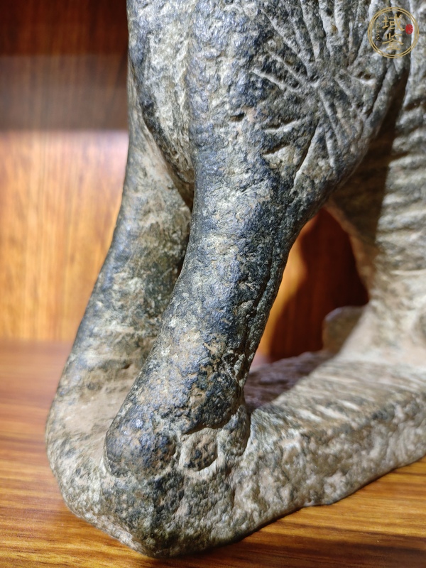 古玩陶瓷祠堂獅真品鑒賞圖