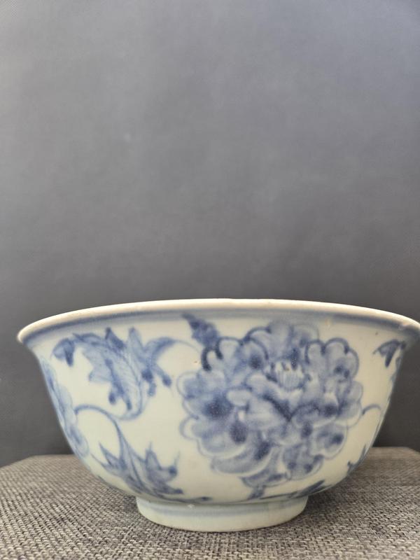古玩陶瓷眀代成化牡丹紋青花碗拍賣,當前價格2500元