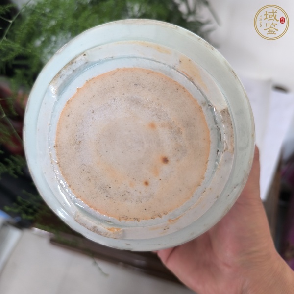 古玩陶瓷青花纏枝花卉紋三足爐真品鑒賞圖