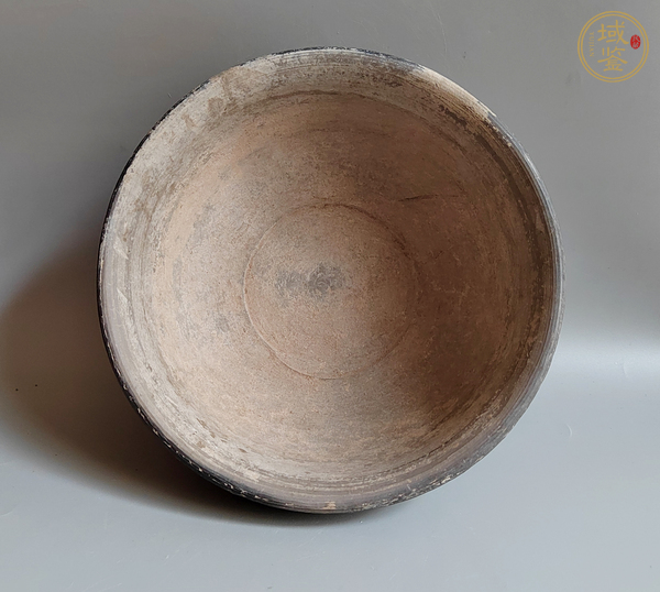古玩陶瓷漢代黑陶碗真品鑒賞圖
