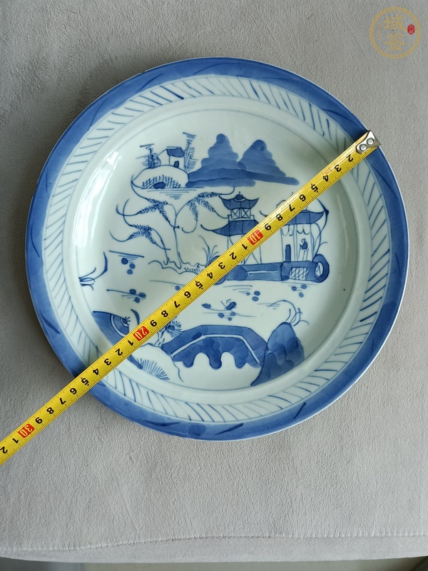 古玩陶瓷青花亭臺樓閣山水紋盤真品鑒賞圖