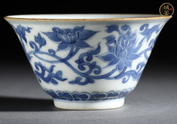 古玩陶瓷青花碗真品鑒賞圖