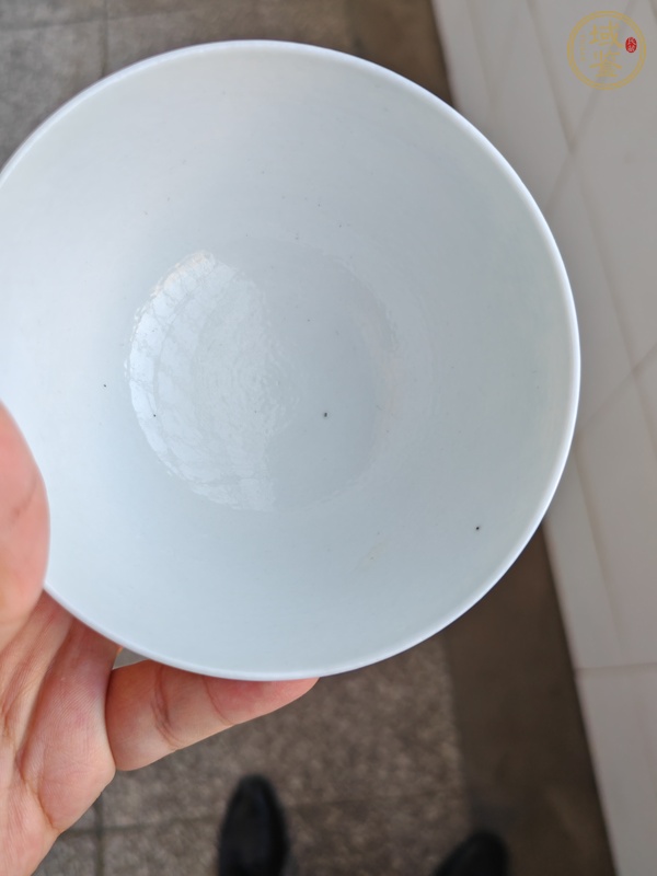 古玩陶瓷現(xiàn)代仿光緒青花龍紋碗真品鑒賞圖