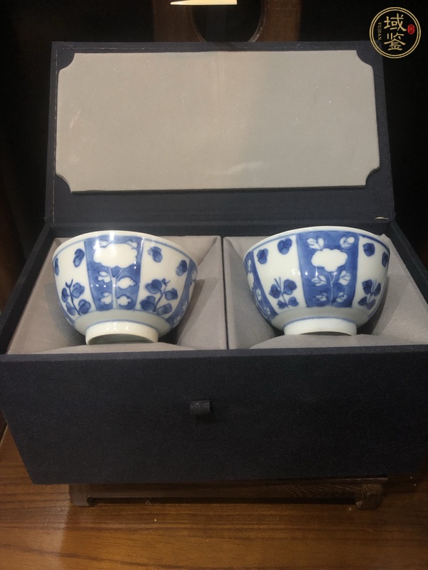 古玩青花杯真品鑒賞圖