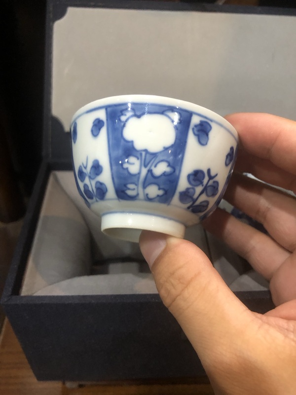 古玩陶瓷（精品主人杯）清-康熙-青花留白-花卉紋主人杯一對拍賣，當(dāng)前價格0元