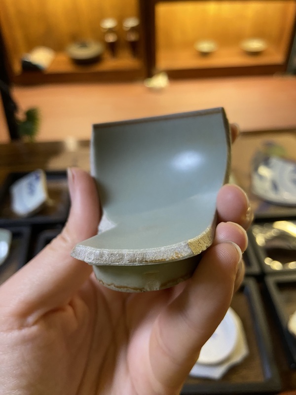 古玩陶瓷龍泉青瓷標(biāo)本拍賣，當(dāng)前價(jià)格3600元