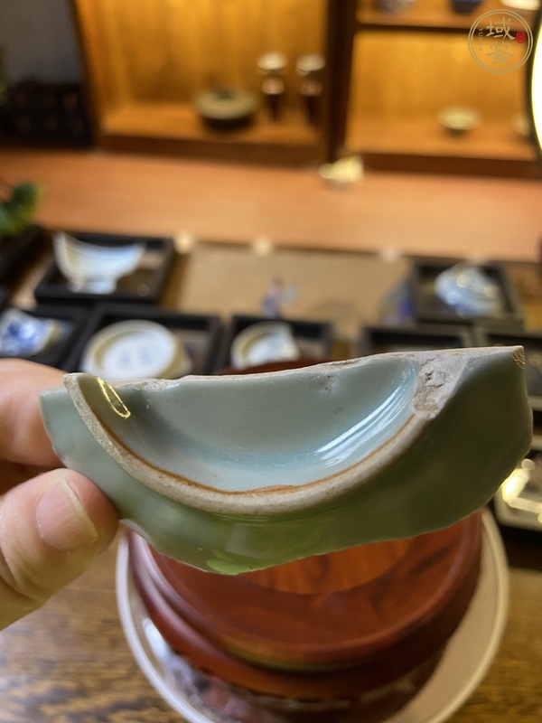 古玩陶瓷龍泉青瓷標本真品鑒賞圖