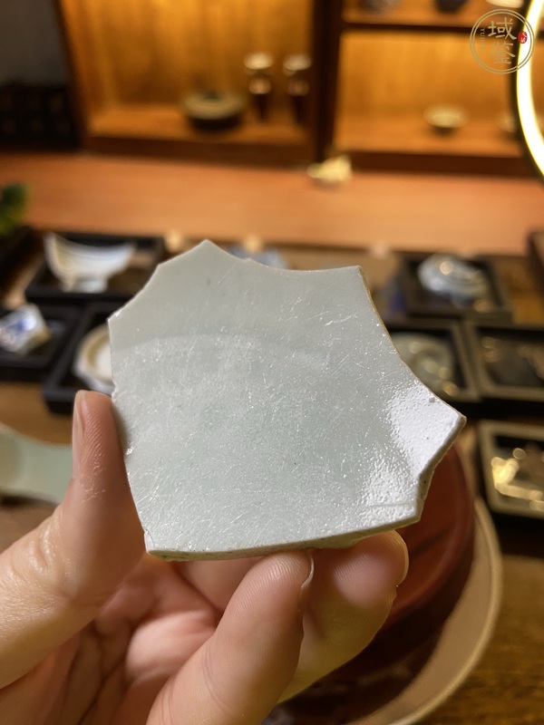 古玩陶瓷宋代湖田窯影青刻花蓮瓣紋碗標本真品鑒賞圖