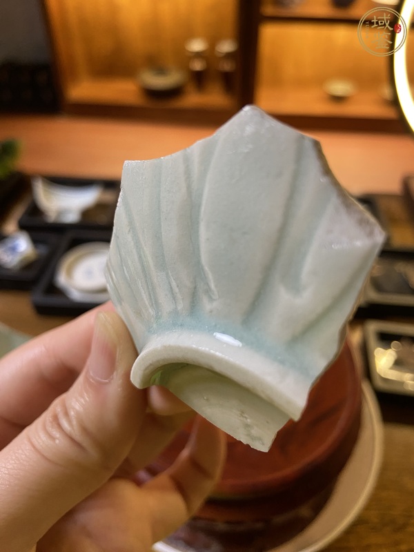 古玩陶瓷宋代湖田窯影青刻花蓮瓣紋碗標本真品鑒賞圖