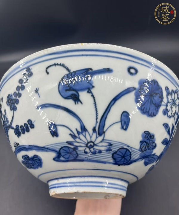 古玩陶瓷花卉紋青花碗真品鑒賞圖