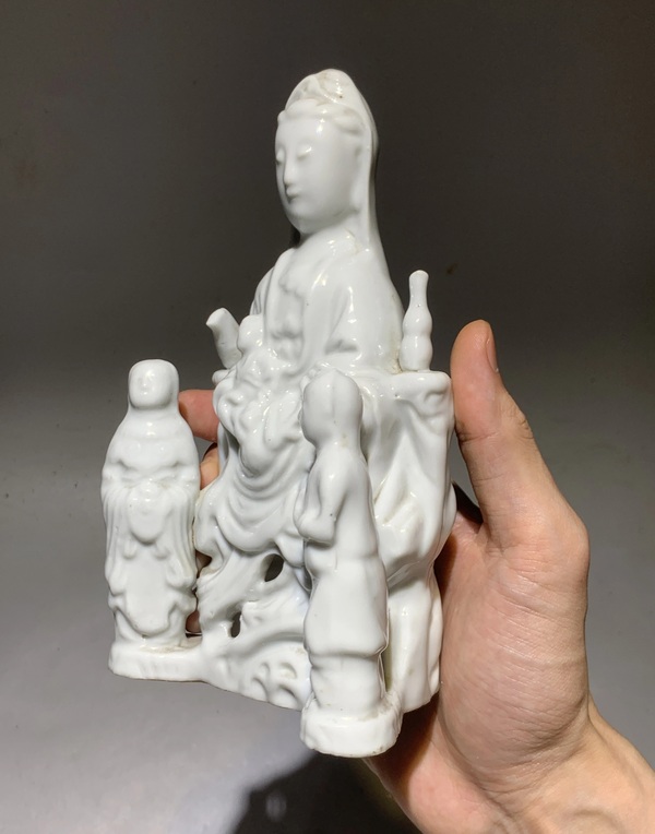 古玩陶瓷清·德化窯白釉善財龍女送子觀音像拍賣，當前價格1200元