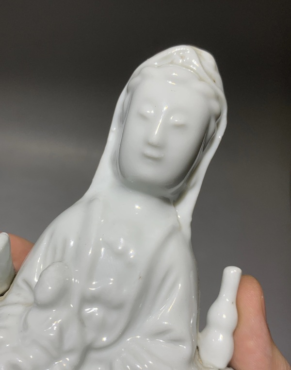 古玩陶瓷清·德化窯白釉善財龍女送子觀音像拍賣，當前價格1200元