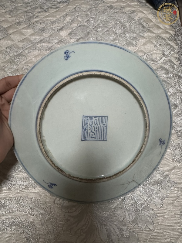 古玩陶瓷青花盤真品鑒賞圖
