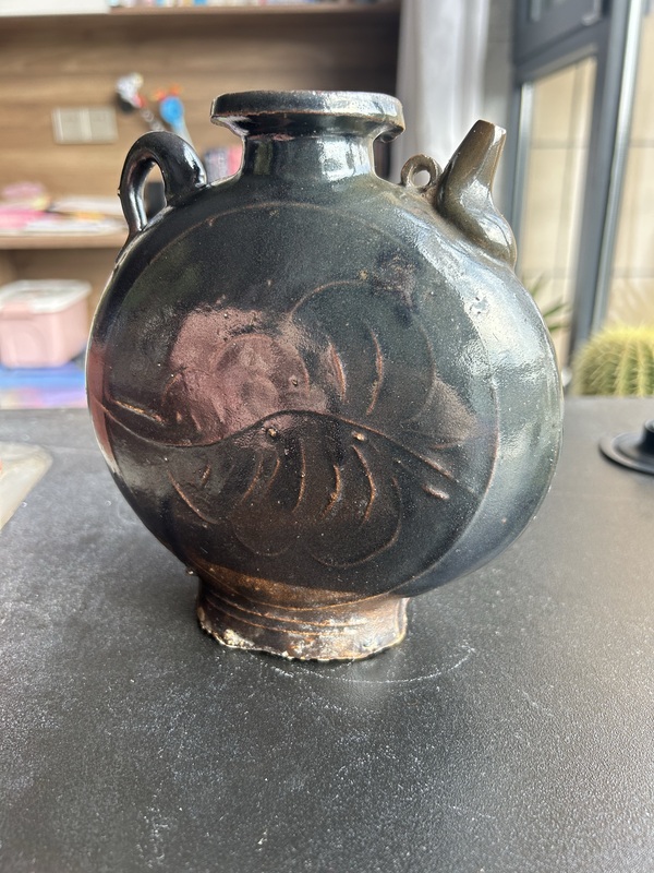 古玩陶瓷金元耀州窯黑釉樹葉紋扁壺（西夏中號）拍賣，當前價格550元