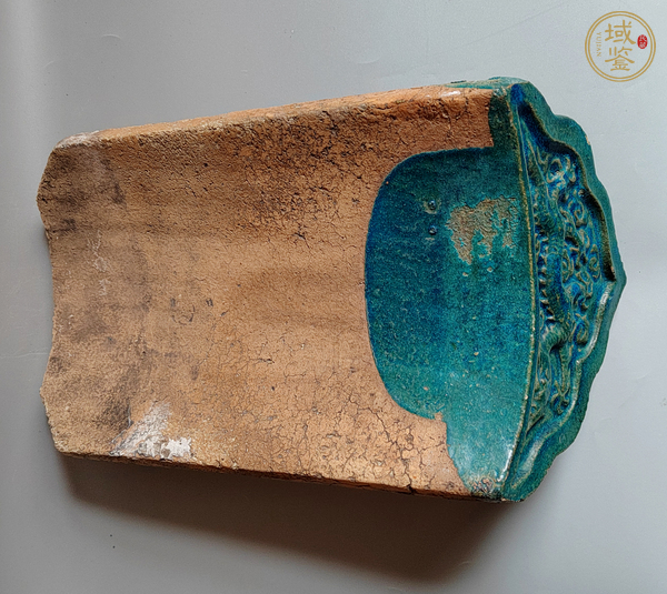 古玩陶瓷孔雀藍(lán)釉龍紋瓦當(dāng)真品鑒賞圖
