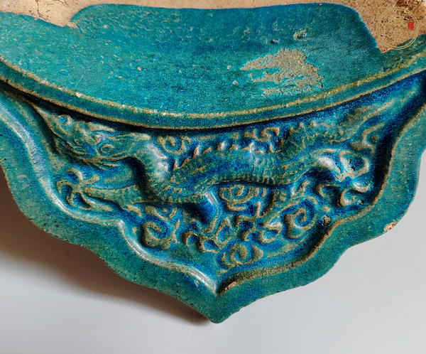 古玩陶瓷孔雀藍(lán)釉龍紋瓦當(dāng)真品鑒賞圖