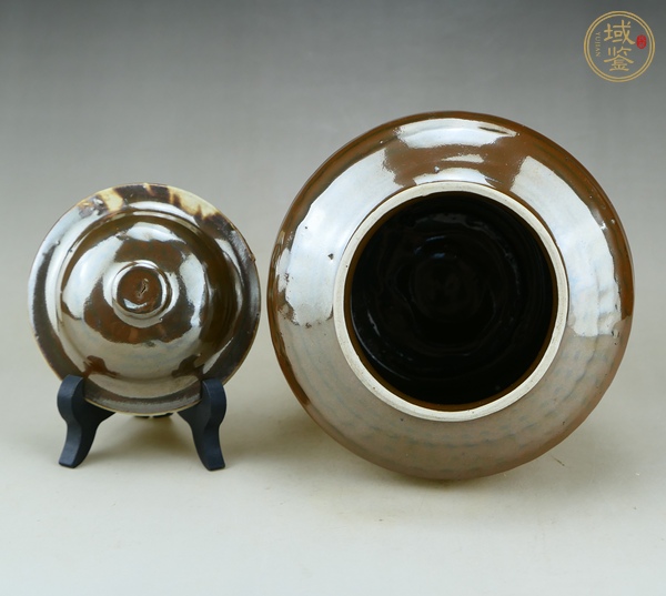 古玩陶瓷定窯系紫金釉蓋罐真品鑒賞圖