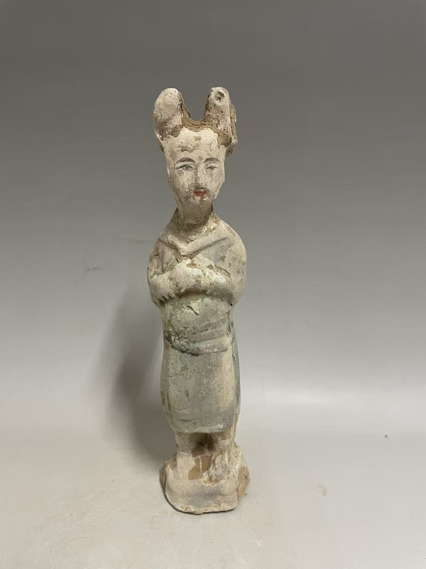 古玩轉賣唐·丫鬟俑拍賣，當前價格2980元