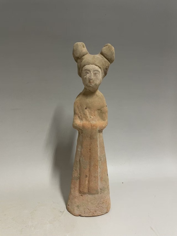 古玩轉賣唐·丫鬟俑拍賣，當前價格2980元