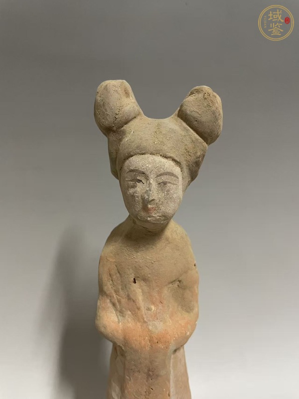 古玩陶瓷唐·丫鬟俑真品鑒賞圖
