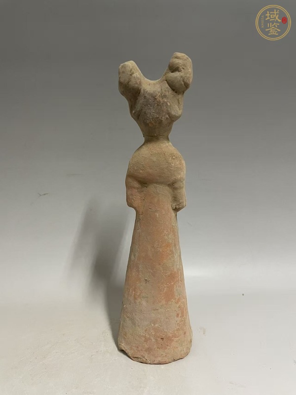 古玩陶瓷唐·丫鬟俑真品鑒賞圖