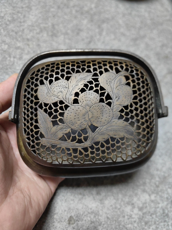 古玩轉賣清晚期-手爐拍賣，當前價格38000元