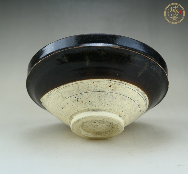 古玩陶瓷黑釉直口斗笠碗真品鑒賞圖