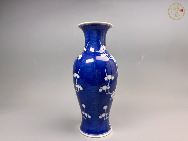 古玩陶瓷清末民初·青花留白折枝冰梅紋觀音瓶真品鑒賞圖