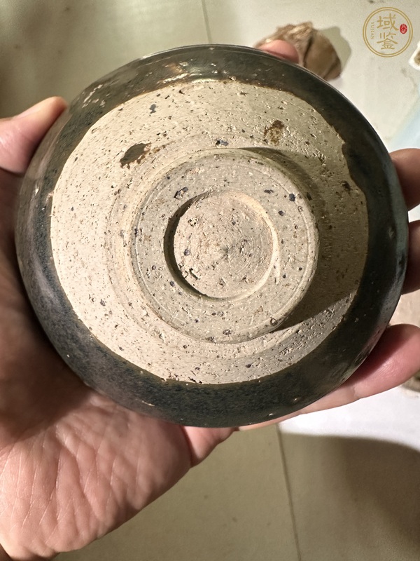 古玩醬釉碗真品鑒賞圖
