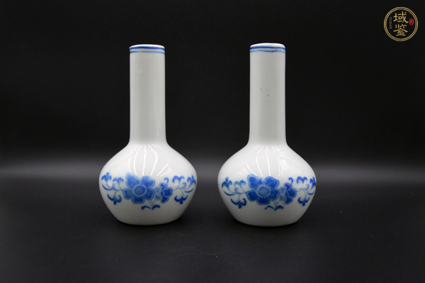 古玩花卉紋天球瓶真品鑒賞圖