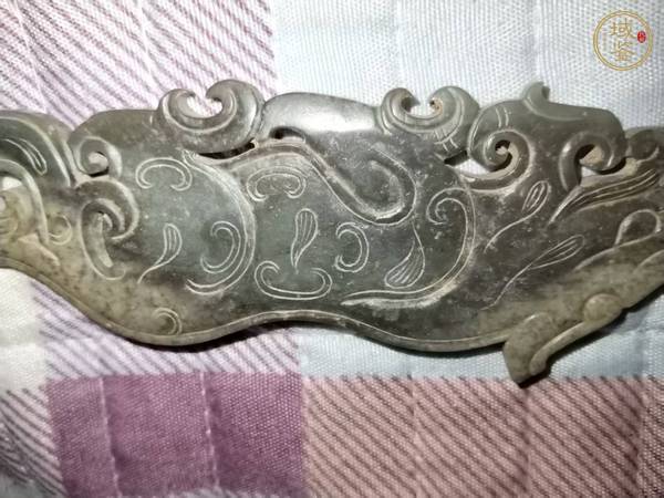 古玩玉器做舊仿戰國“玉螭虎”真品鑒賞圖