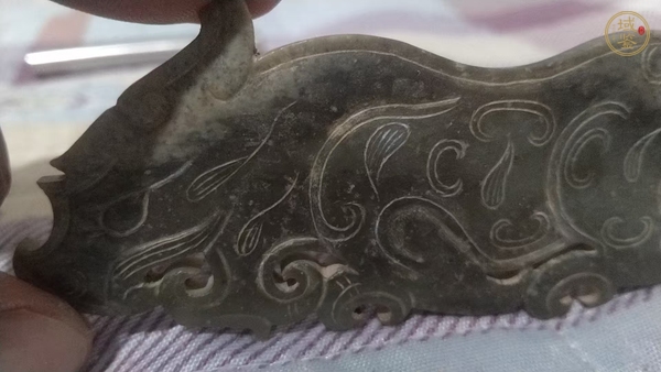 古玩玉器做舊仿戰國“玉螭虎”真品鑒賞圖